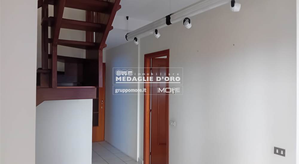 SCALA DI COLLEGAMENTO 