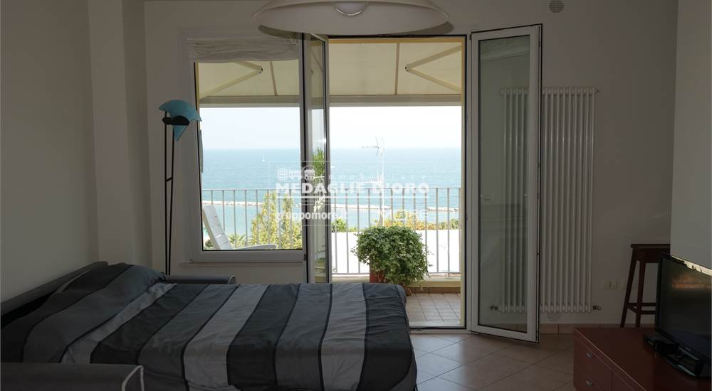 SOGGIORNO / CUCINA (divano aperto)