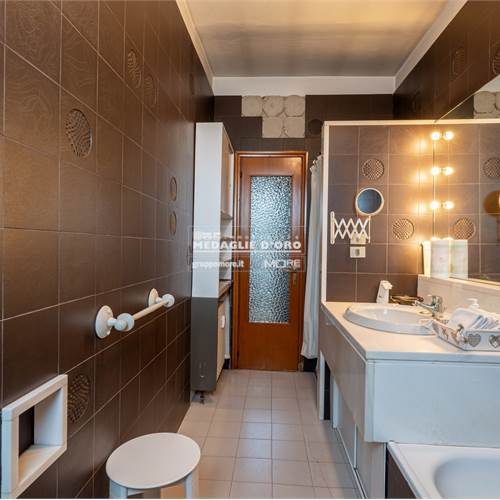 BAGNO CAMERA PADRONALE