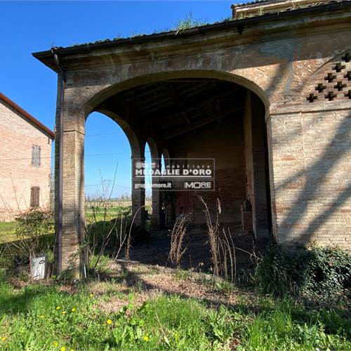 ED 2 - STALLA E FIENILE