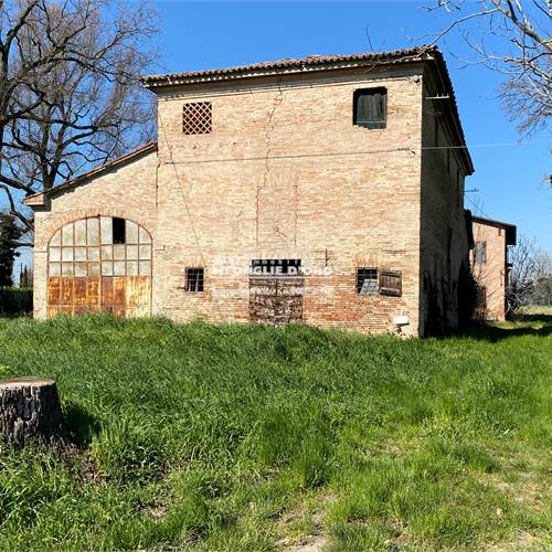 ED 2 - STALLA E FIENILE