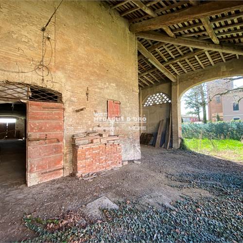 ED 2 - PORTICO STALLA