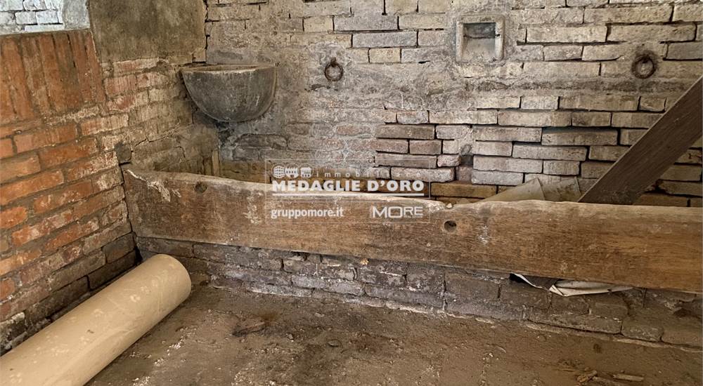 ED 2 - FINITURE INTERNE