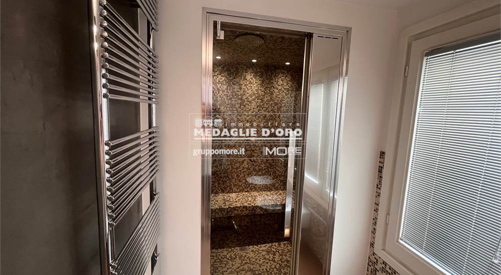 BAGNO CON 1 CON SAUNA