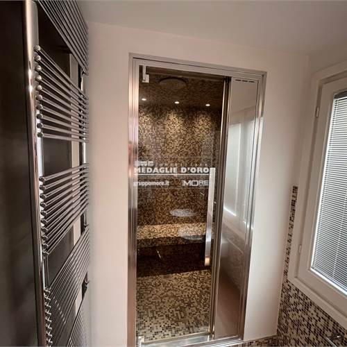 BAGNO CON 1 CON SAUNA