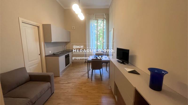 Apartment for rent in Modena (Zona Viali), Ad.ze Largo Garibaldi