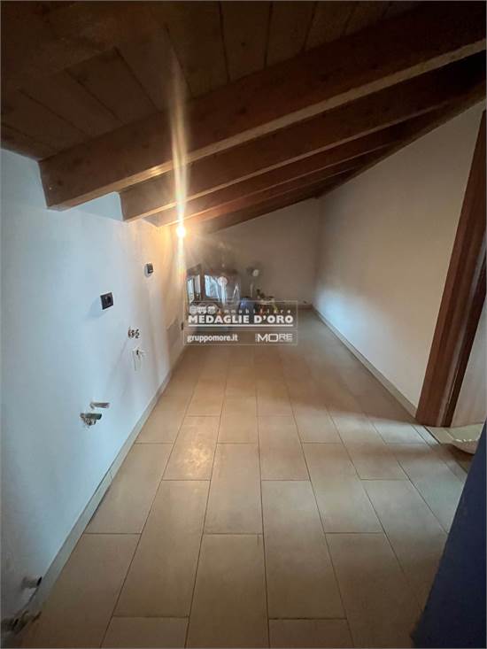 VANO TECNICO/RIPOSTIGLIO