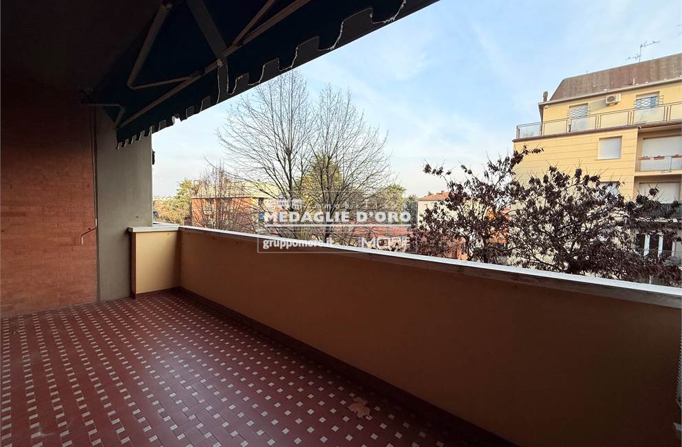 Appartamento in vendita a Modena (Musicisti), ad.ze viale Verdi