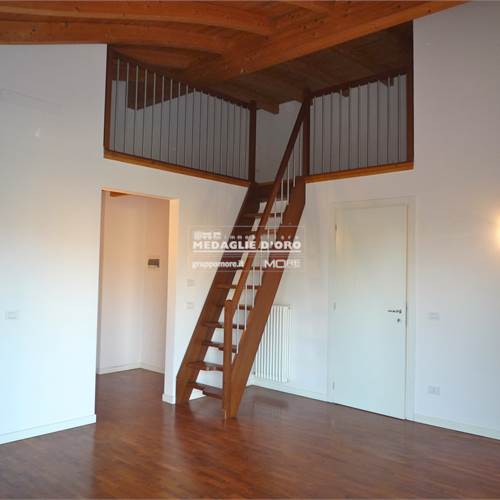 SOGGIORNO (SCALA SOPPALCO)