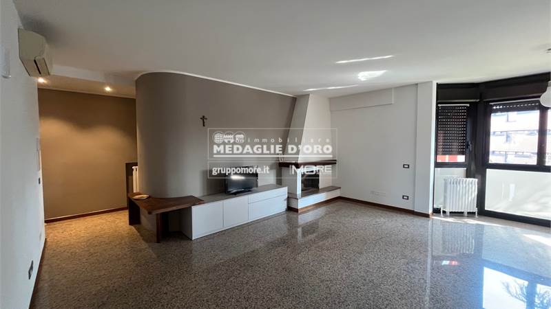 Appartamento in affitto a Modena (Buon Pastore), ad.ze V.le Buon Pastore