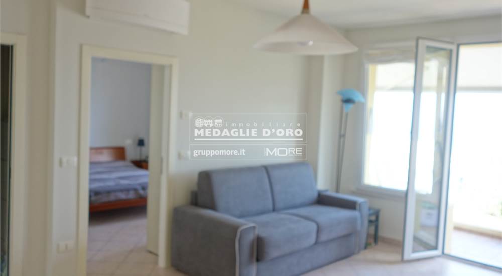 SOGGIORNO / CUCINA (divano chiuso)