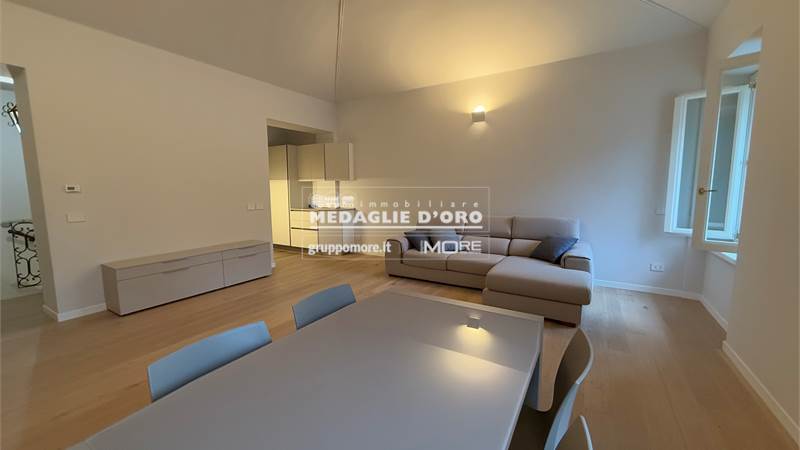 Zona Viali, elegante appartamento