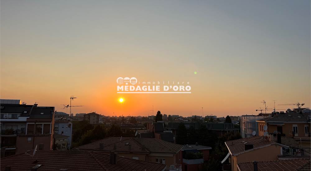 VISTA AL TRAMONTO