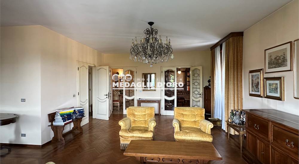 SALONE