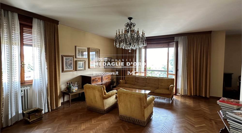 SALONE