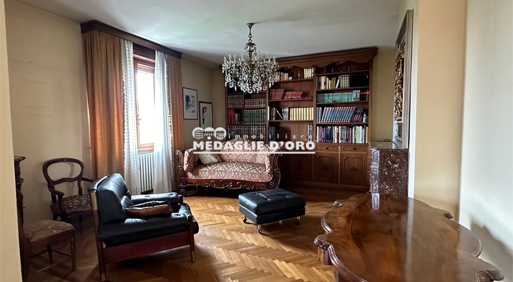 SALONE