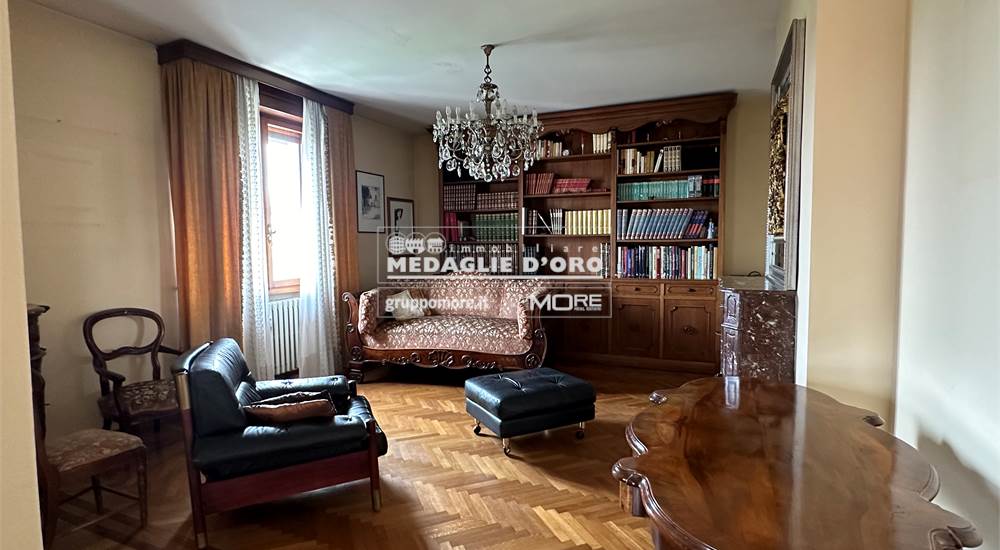 SALONE