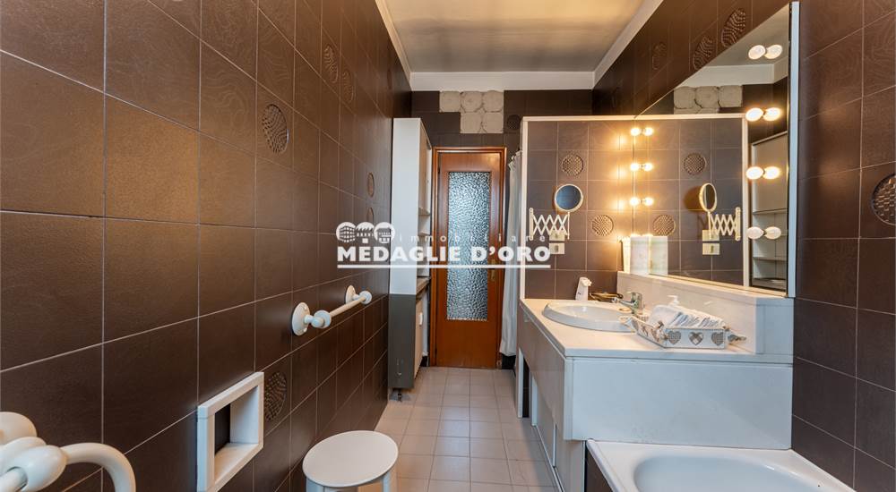 BAGNO CAMERA PADRONALE
