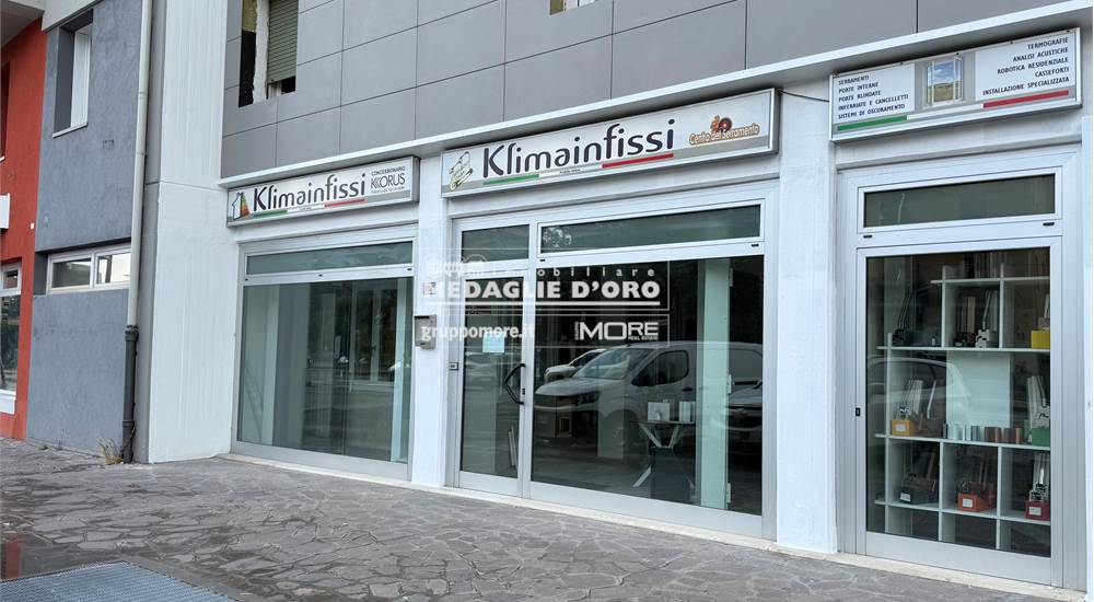 ESTERNO