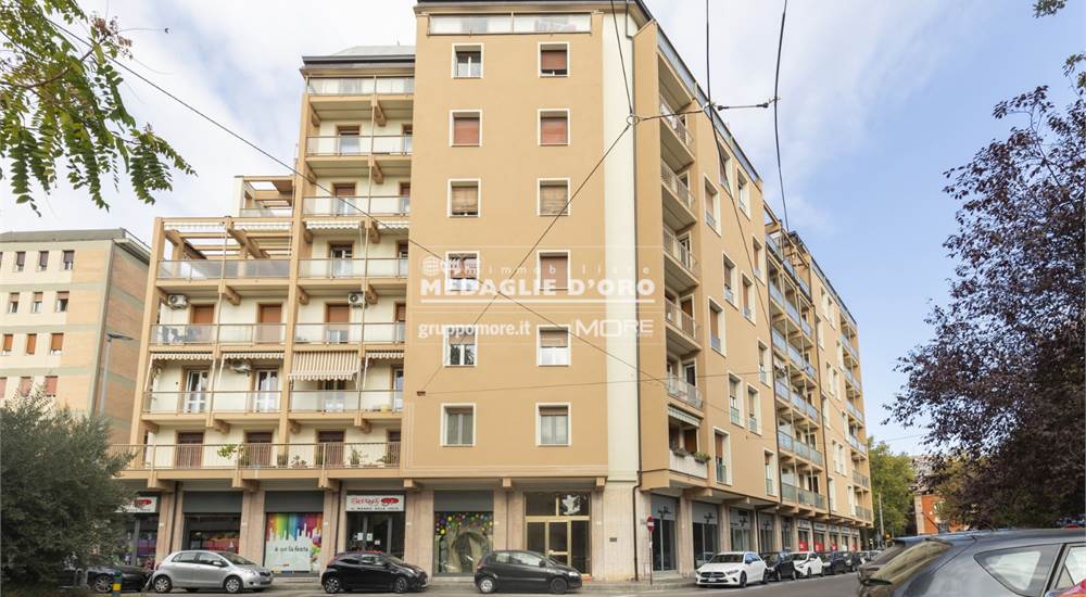 CONCOMINIO DA VIALE SIGONIO