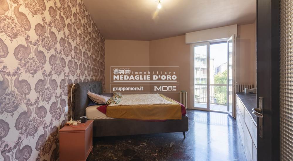 CAMERA MATRIMONIALE GRANDE