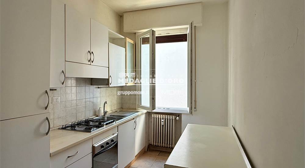 CUCINA (possibile 3°camera)